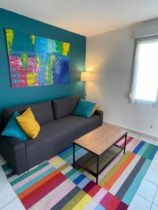 Maisonette Parking Prive Gratuit Doué-la-Fontaine Esterno foto